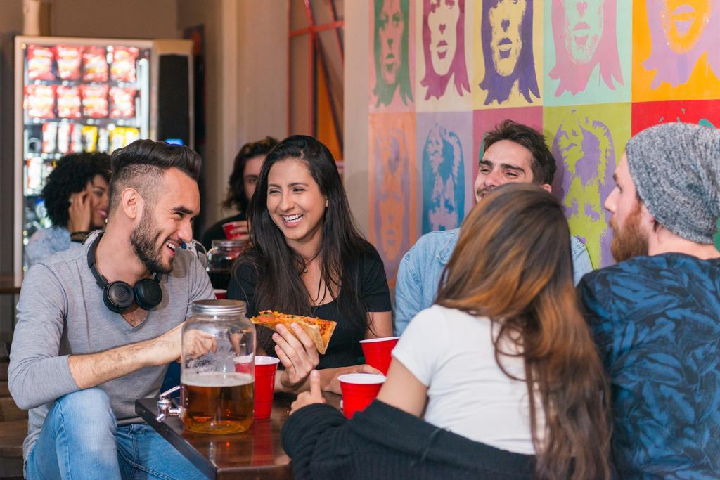 Sky Backpackers Vandrehjem Dublin Eksteriør billede